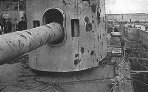 HMS Warspite No 7 6 inch gun after Jutland.jpg