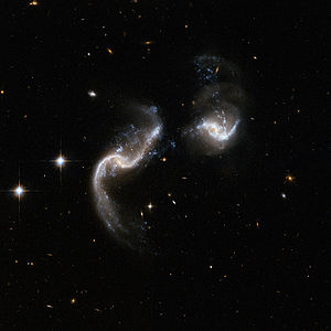 Hubble Interacting Galaxy Arp 256 (2008-04-24).jpg