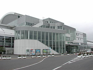 JRE-Aoimoritetsudou HachinoheStation-West.jpg