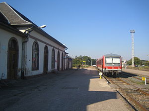 Triebwagen der Deutschen Bahn in Lauterbourg