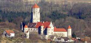 Die Marienburg von Aalen-Fachsenfeld gesehen