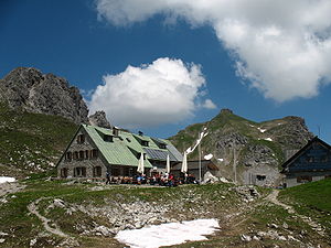 Mindelheimer Hütte vor Kemptner Kopf