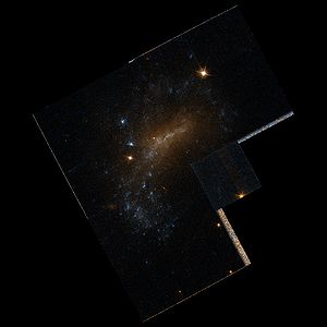 NGC1679-hst-R814GB300.jpg