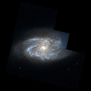 NGC2964-hst-R814GB40.jpg