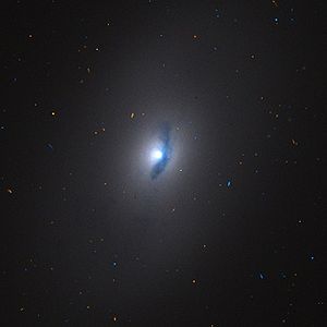 NGC 1553 Hubble.jpg