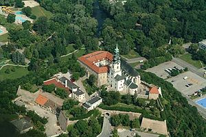 Luftaufnahme der Burg Nitra