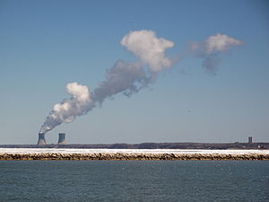 Kraftwerk vom Headlands State Park aus gesehen