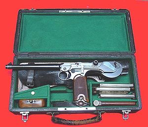 Pistol Borchardt C93 Adams 1.jpg