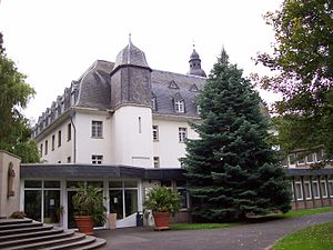Rheindorfer Burg Kloster in Walberberg