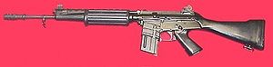 Rifle FN CAL.jpg