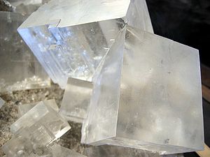Rock salt crystal.jpg