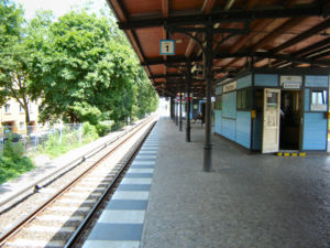 S-Bahnhof Friedenau.JPG