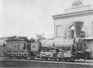 SB 29 Nr. 812 am Werksgelände der Wiener Neustädter Lokomotivfabrik (im Hintergrund das noch existierende Tor)
