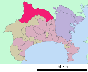Lage Sagamiharas in der Präfektur