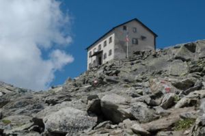 Schwarzensteinhütte