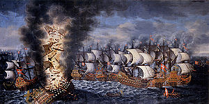 Ölgemälde von Claus Møinichen zeigt, wie die Kronan sinkt und explodiert; währenddessen die Svärdet von den Alliierten eingekreist wird