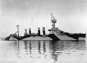 USS Raleigh (CL-7) 1944