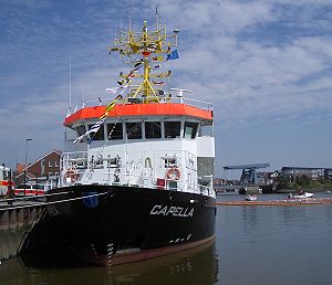 VS Capella Hafen Husum2007.jpg