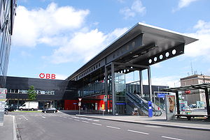 Welser Hauptbahnhof.jpg