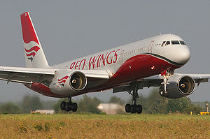 Eine Tu-204-100 der Red Wings Airlines