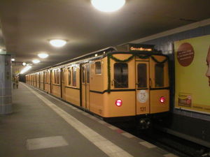 BII-Zug zum 75jährigen Bestehen der U8
