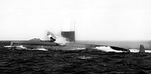 USS Halibut (SSGN-587) während eines Starts einer Regulus
