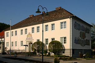 Das Rathaus von Wiesen.