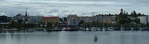 Blick auf die Innenstadt von Mikkeli vom Saimaa-See aus betrachtet
