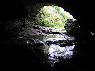Mündung der Grotte von Lummelunda von innen