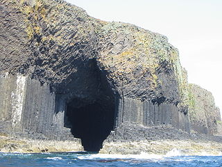 Fingal’s Cave im Juli 2004