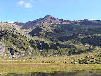 Die Alkuser Rotspitze von Süden, vom Pitschedboden aus gesehen