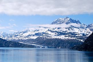 Die Alsek Ranges von der Glacier Bay aus