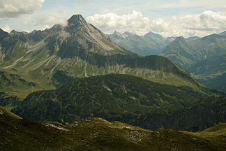 Biberkopf von Nordwesten aus, nahe der Mindelheimer Hütte, gesehen