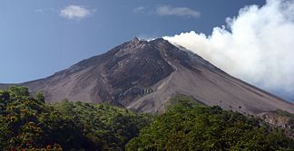 Der Gunung Merapi im Juli 2005