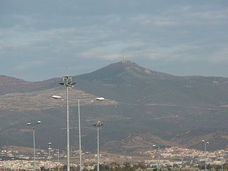 Der Chortiatis vom Flughafen Thessaloniki aus gesehen.