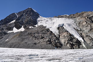 Combin de Corbassière von Südosten, vom Corbassièregletscher unterhalb der Panossiere-Hütte