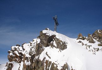 Der Gipfel des Gaislachkogels von der Bergstation der Gaislachkogelbahn