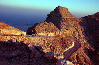 Jebel Hafeet Mountain Al Ain UAE.jpg