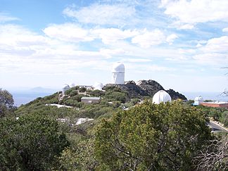 Teleskope auf dem Gipfel