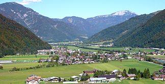Fellhorn und Steinplatte, von Kirchdorf in Tirol, Blick ostwärts