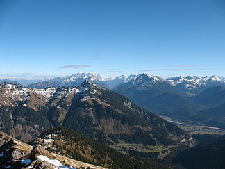 Gaichtspitze vor Zugspitze und Thaneller von der Krinnenspitze