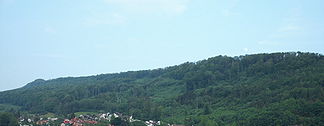 Lägerngrat aus Westen von Ennetbaden, Burghorn im Hintergrund