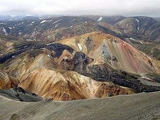 Brennisteinsalda im Mittelgrund