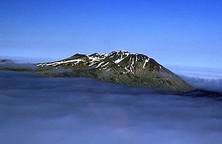Mount Adagdak, Jahr 2000