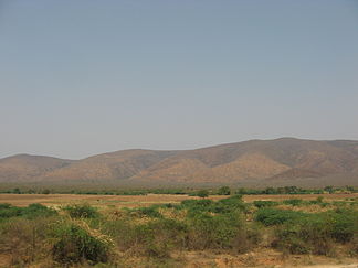 Die Nallamala-Berge aus der Ferne während der Trockenzeit