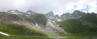 Korab-Spitze (ganz links) und weitere Gipfel von Nordosten gesehen