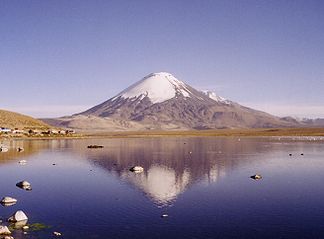 Der Parinacota und der Lago Chungará