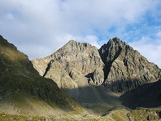 Hoher (links) und Niederer Prijakt von Nordwesten, von der Hochschoberhütte