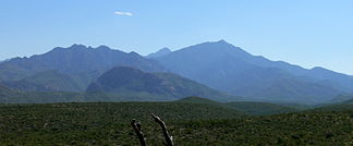 Blick auf die Santa Rita Mountains von der Mount Hopkins Road aus