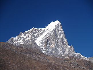 Taboche Peak.jpg